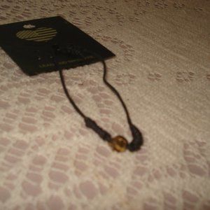 Brandy Melville Gold skull bracelet